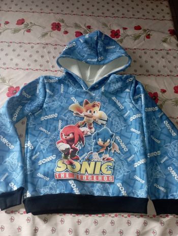 Pull moumouté Sonic