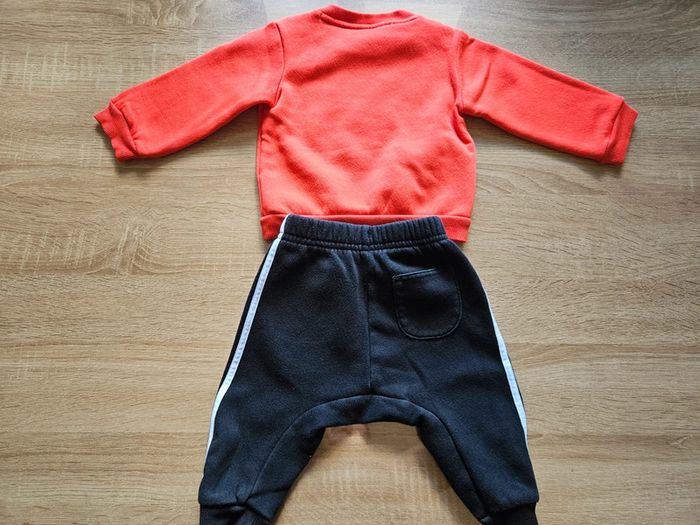 Survêtement Adidas 3-6 mois - photo numéro 2