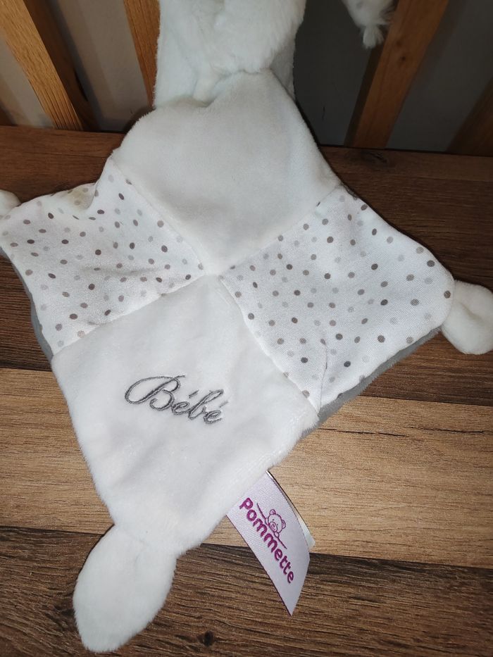 Lapin pommette bébé blanc gris - photo numéro 2