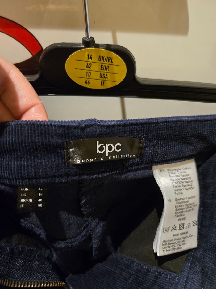 Pantalon velours bleu marine T. 44-46 Bonprix neuf - photo numéro 3