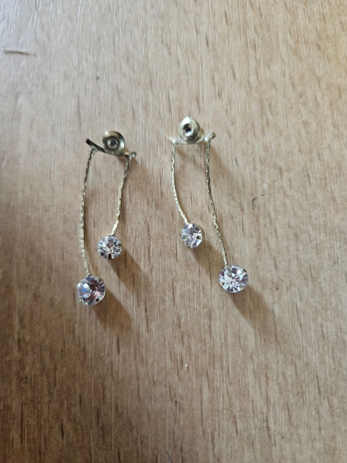 Boucle d'oreille 72 - photo numéro 2
