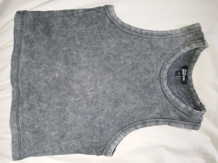 Croc top