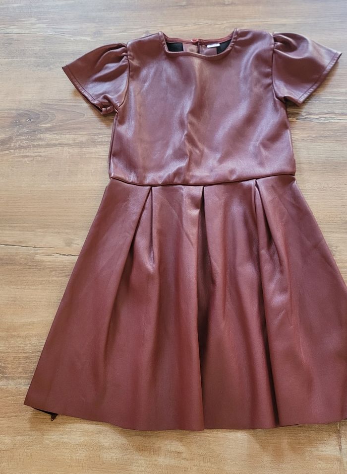 Robe simili