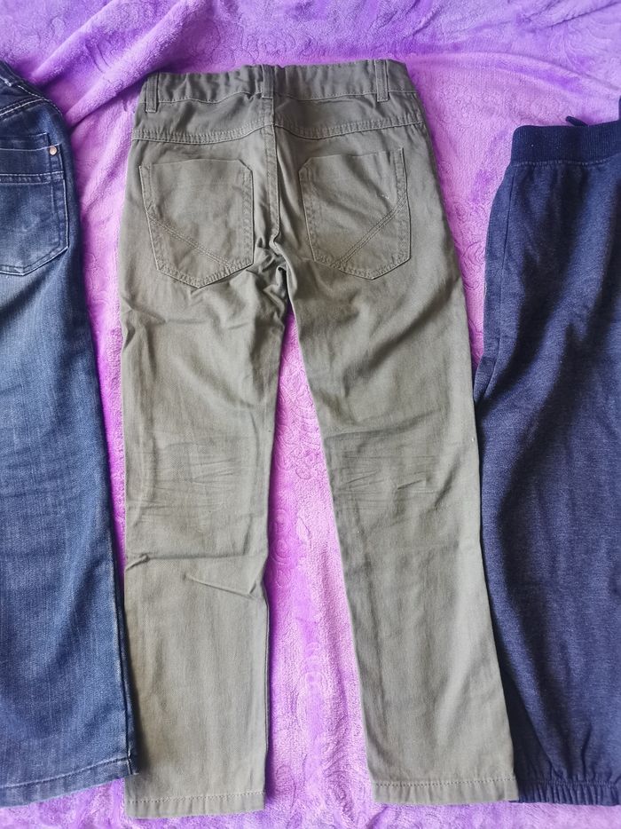 Lot 2 jeans et 1 bas de survêtement 7/8ans - photo numéro 6