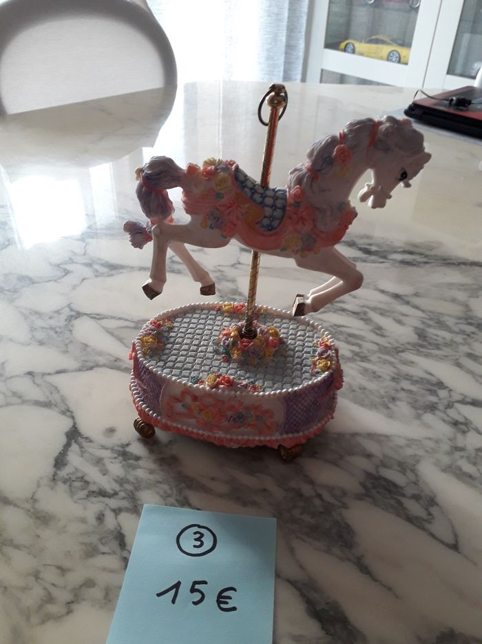 Manège musicale - photo numéro 6