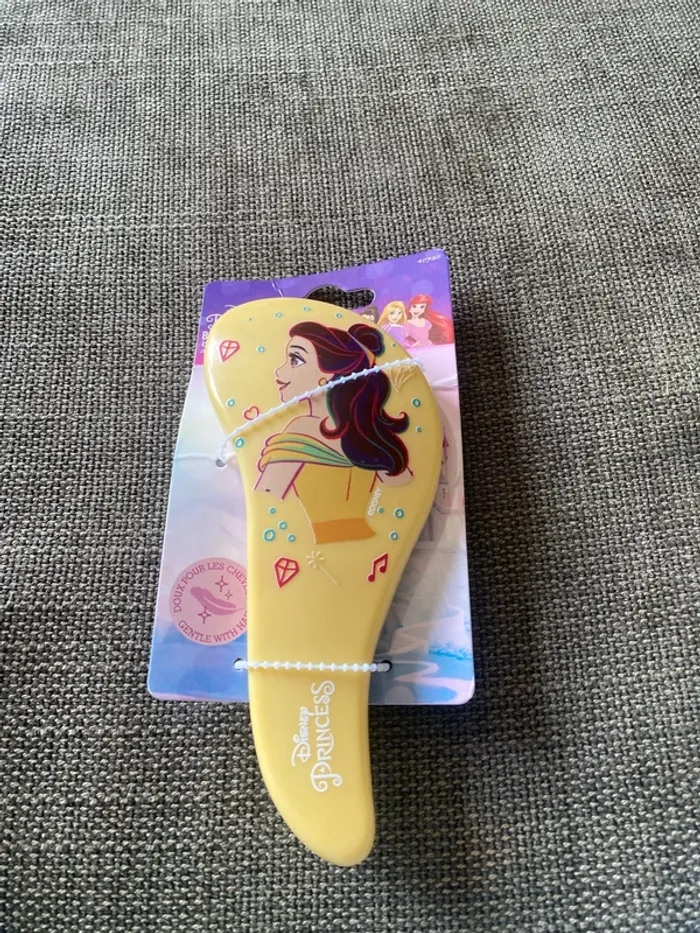 Brosse pour les cheveux