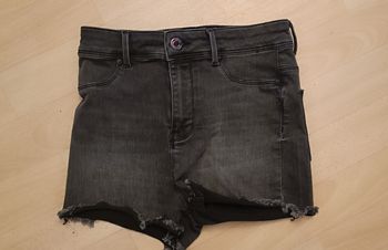 Short fille taille 14/16 ans