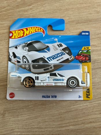 Miniature Hot Wheels Mazda 787b