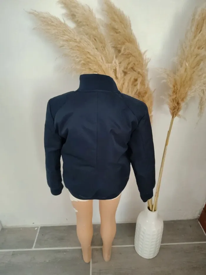 Blouson garçon 🧑 8 ans - photo numéro 3