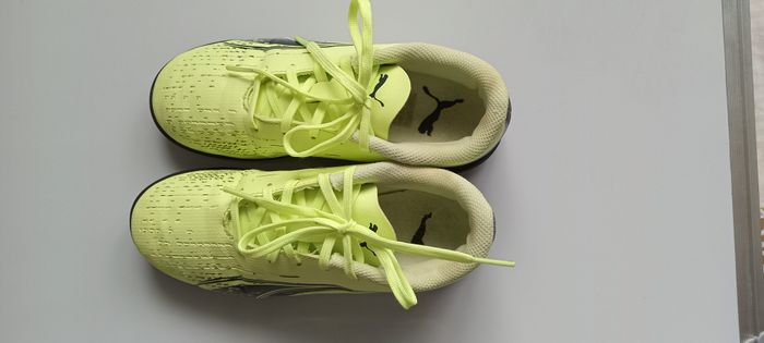 CHAUSSURES DE FOOT