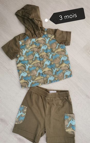 Ensemble 3 mois garçon T-shirt capuche et salopette