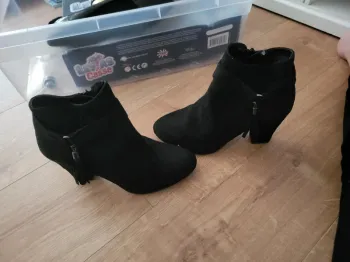 Bottine à talons