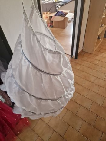 Robe ceremonie bordeau