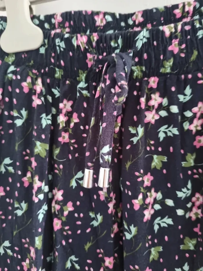 Pantalon fluide fleuri - photo numéro 2