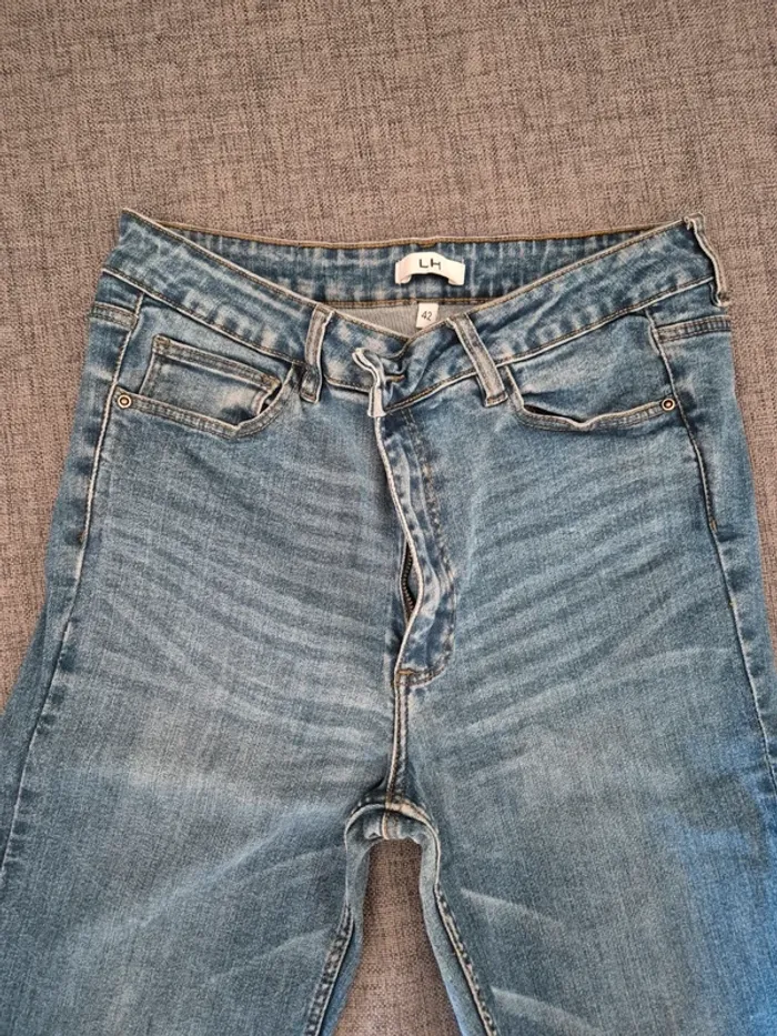 Jean femme Taille 42 - photo numéro 2