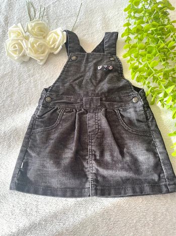 Très belle robe salopette pour bébé fille