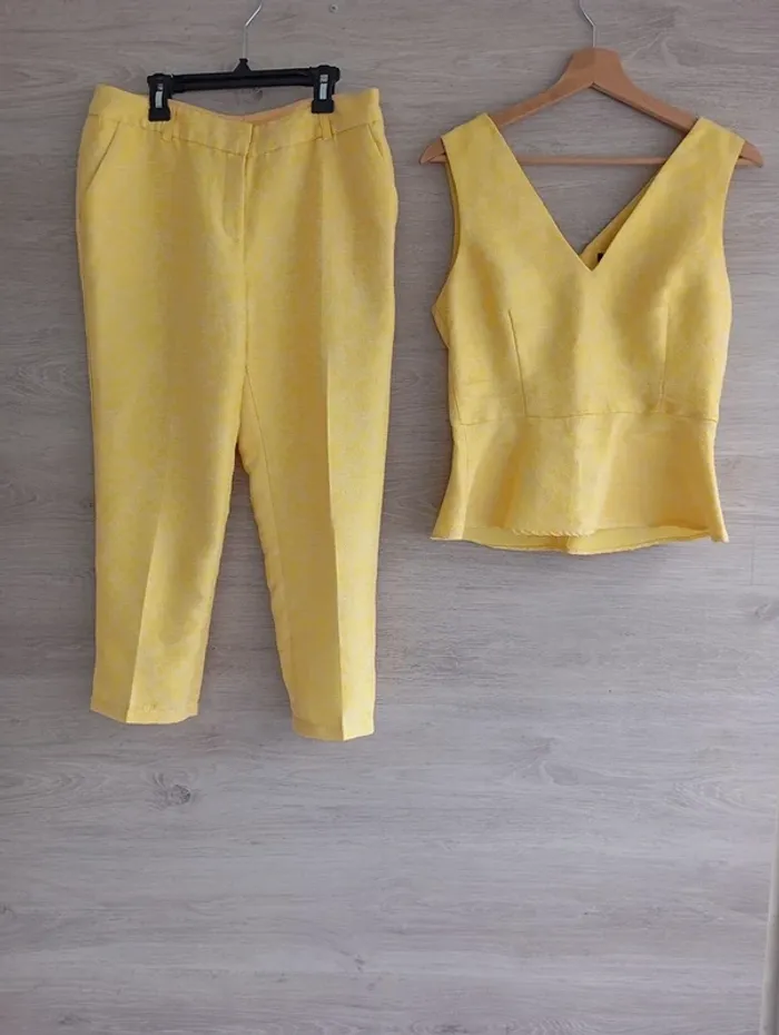 ensemble tailleur - photo numéro 2