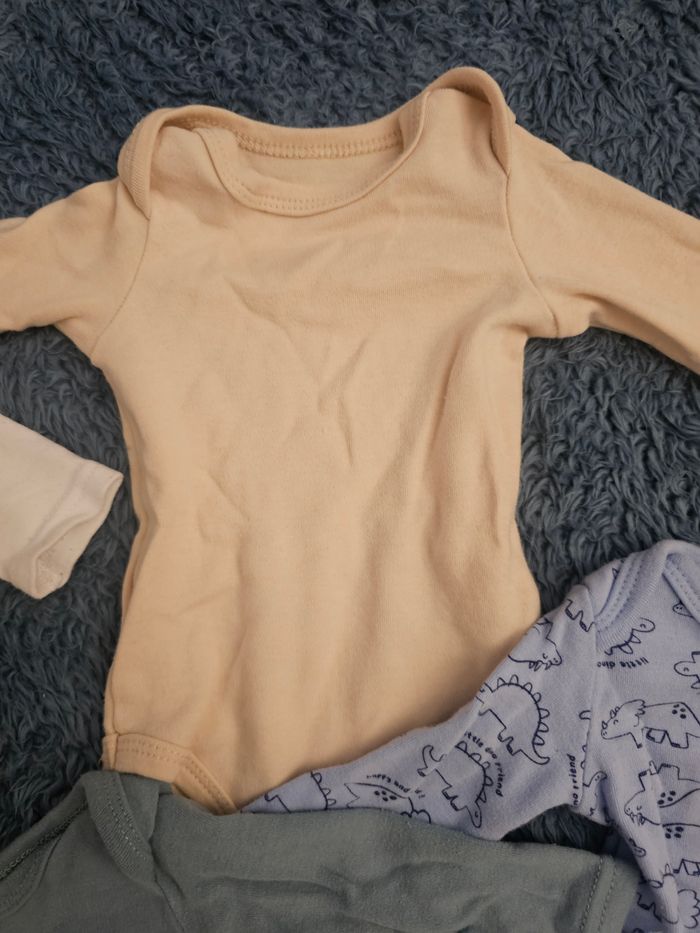 Lot de 5 bodies manche longue 3mois/ 60-65cm - photo numéro 5