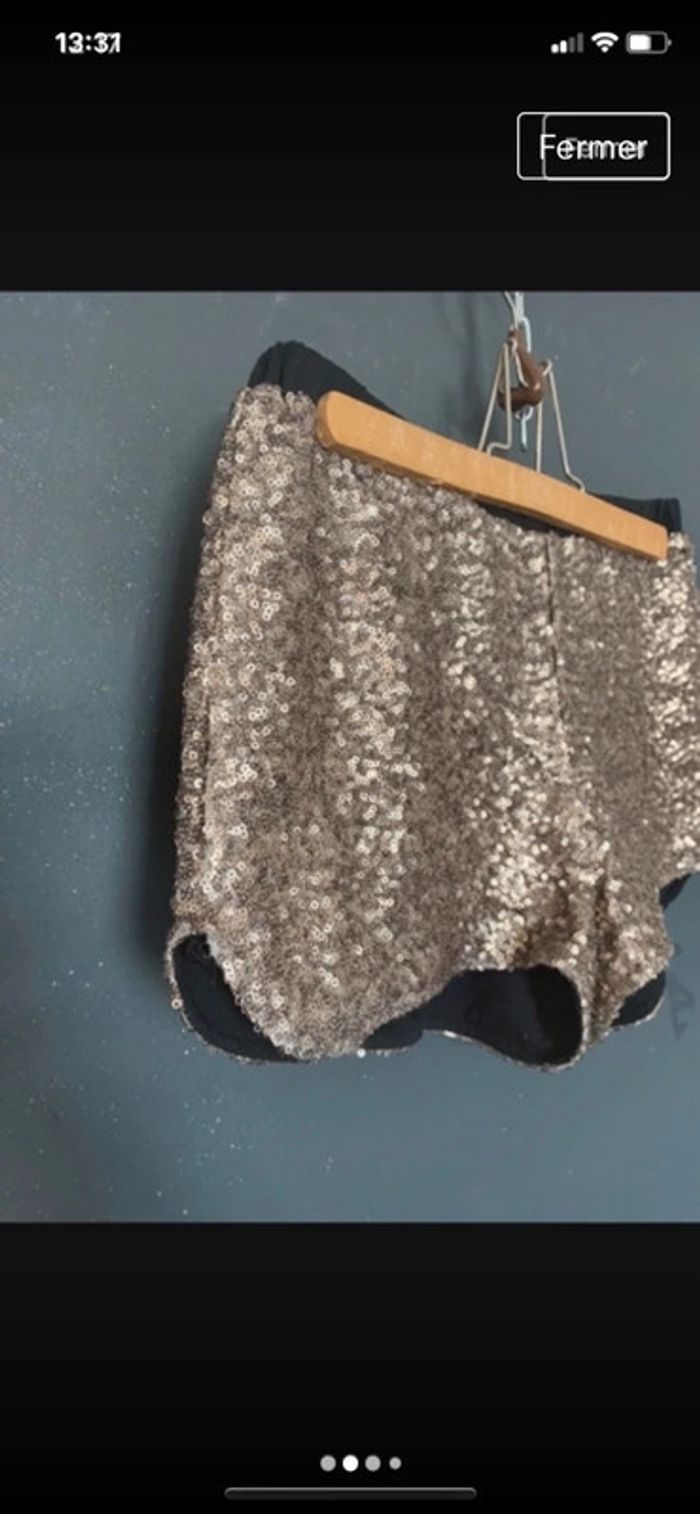 Short à sequins couleur mordoré - photo numéro 2