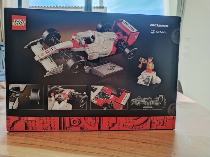 LEGO Icons 10330 – McLaren MP4/4 & Ayrton Senna – Neuf et scellé 🏁