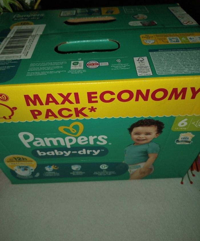 80 couches Pampers taille 6 - photo numéro 2