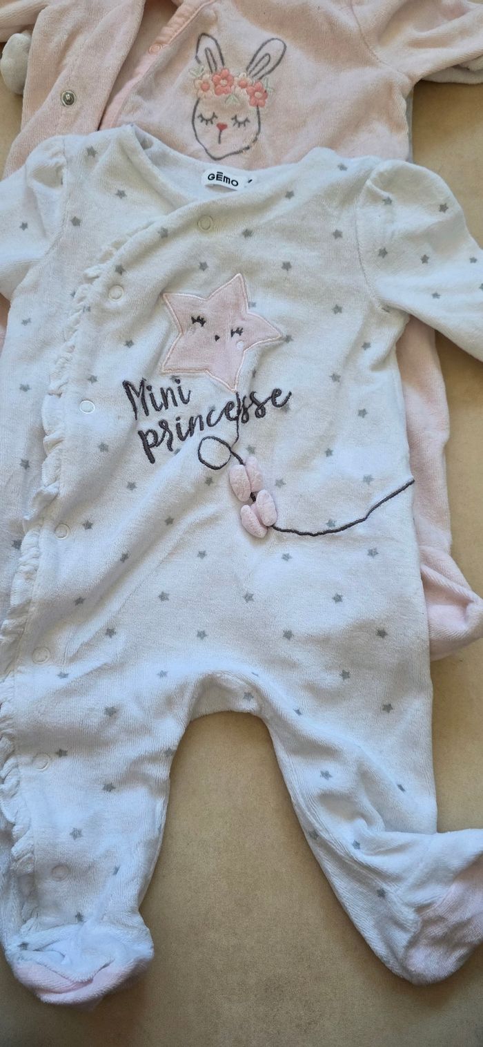 Lot pyjama - photo numéro 2