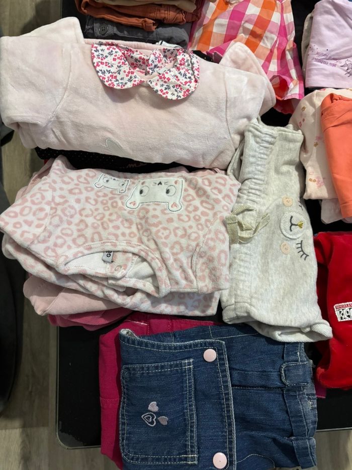 Lot vêtements Bébé fille - photo numéro 3