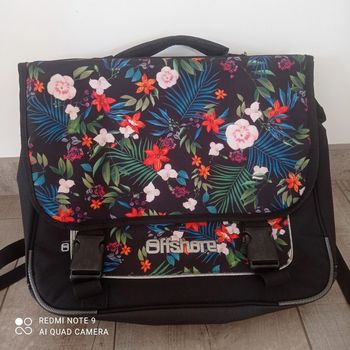 Cartable fleuri
