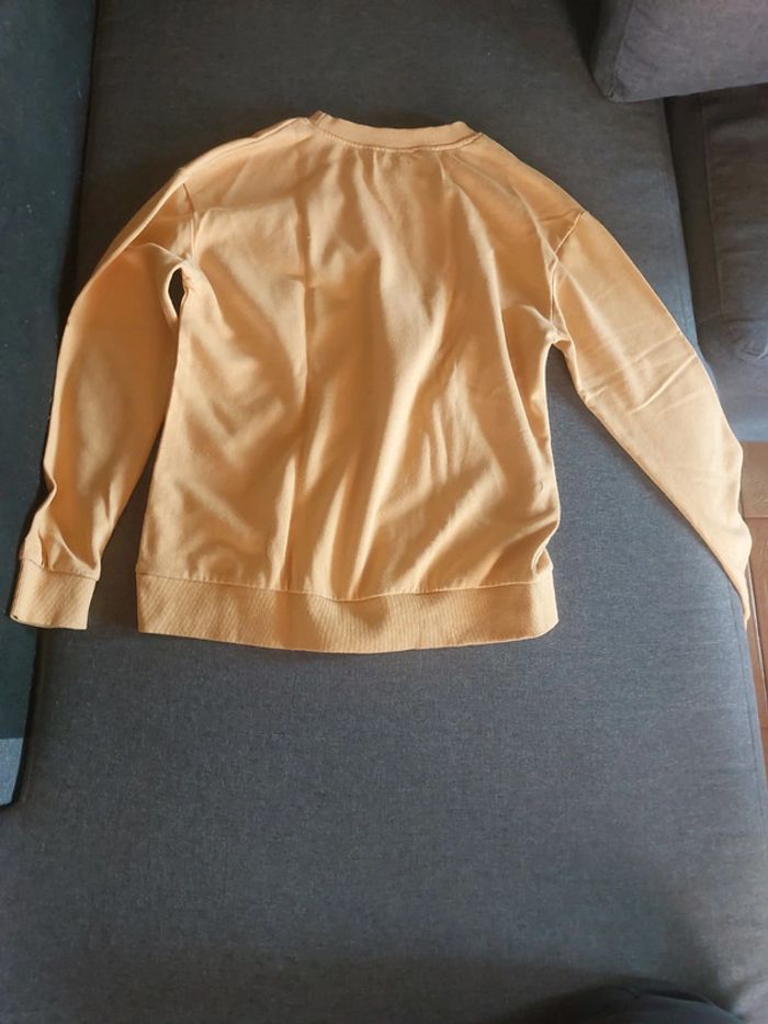 Pull jaune - photo numéro 3