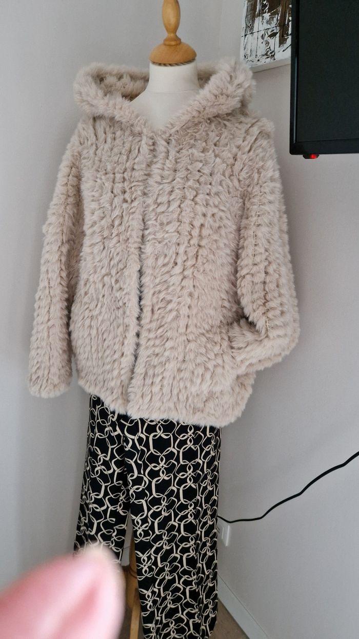 Veste fausse fourrure