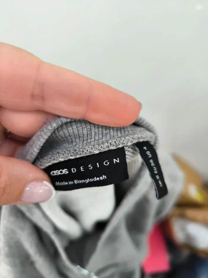 Sweat gris Asos design Taille 36 (UK 8 / US 4) - photo numéro 4