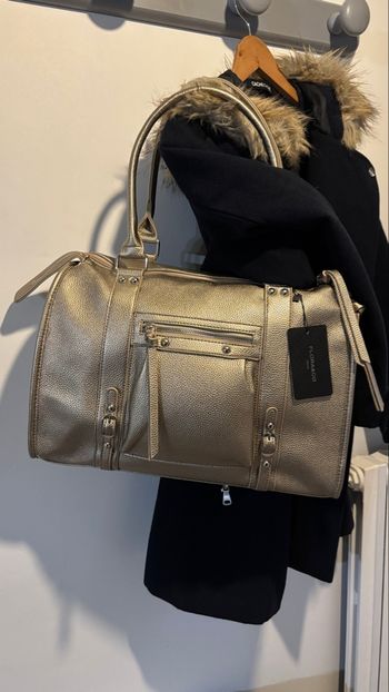 Sac taupe métal tendance chic et stylé grand format neuf