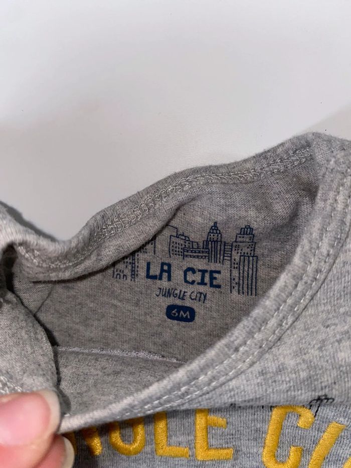 Tee shirt 6 mois - photo numéro 2