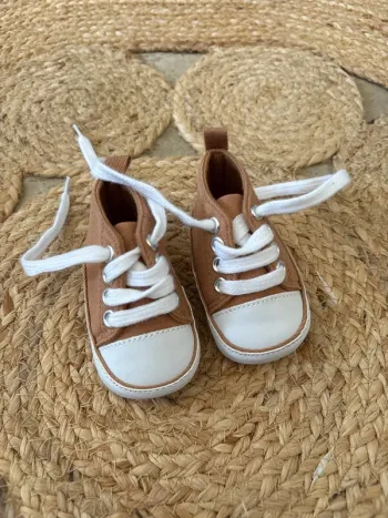Chaussures bébé 0/3 mois