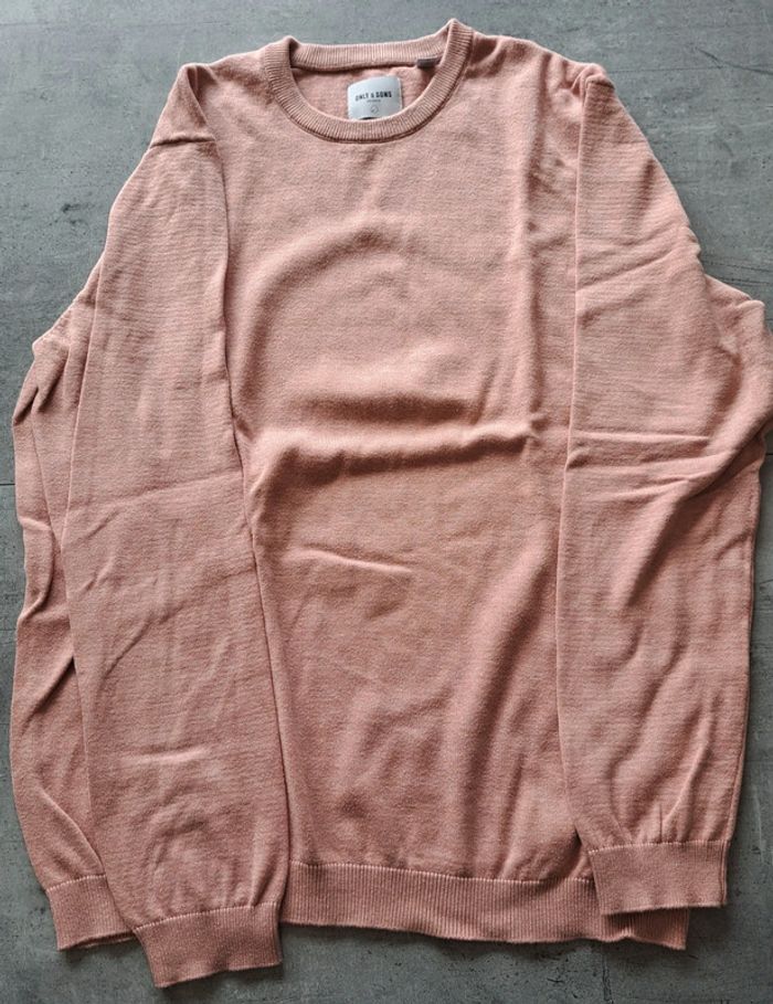 3 pulls fins taille L - photo numéro 2