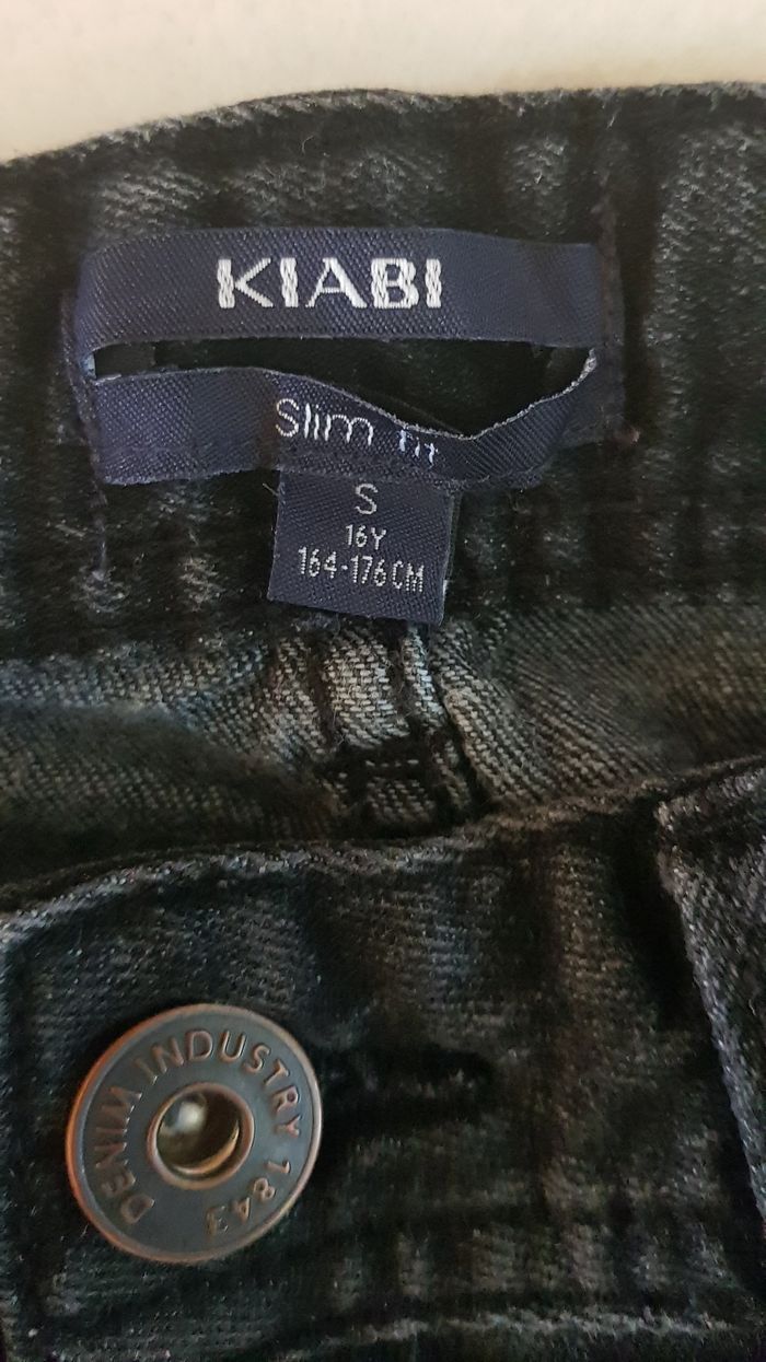 Jean taille S ou 16 ans - photo numéro 2