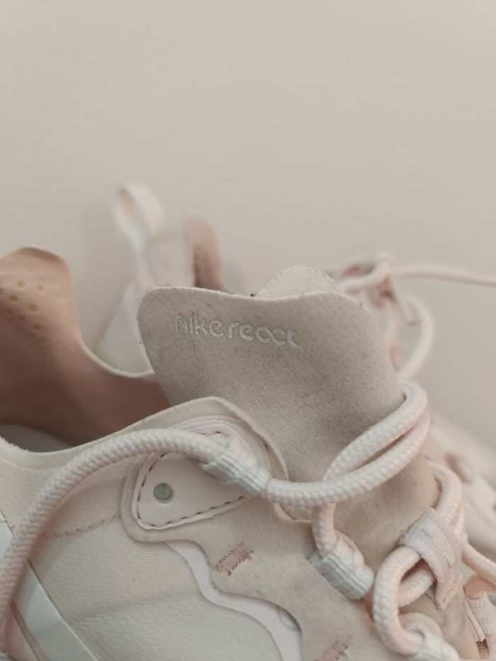 Nike. - photo numéro 2