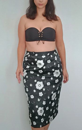 Jupe chic satinée vintage taille 40