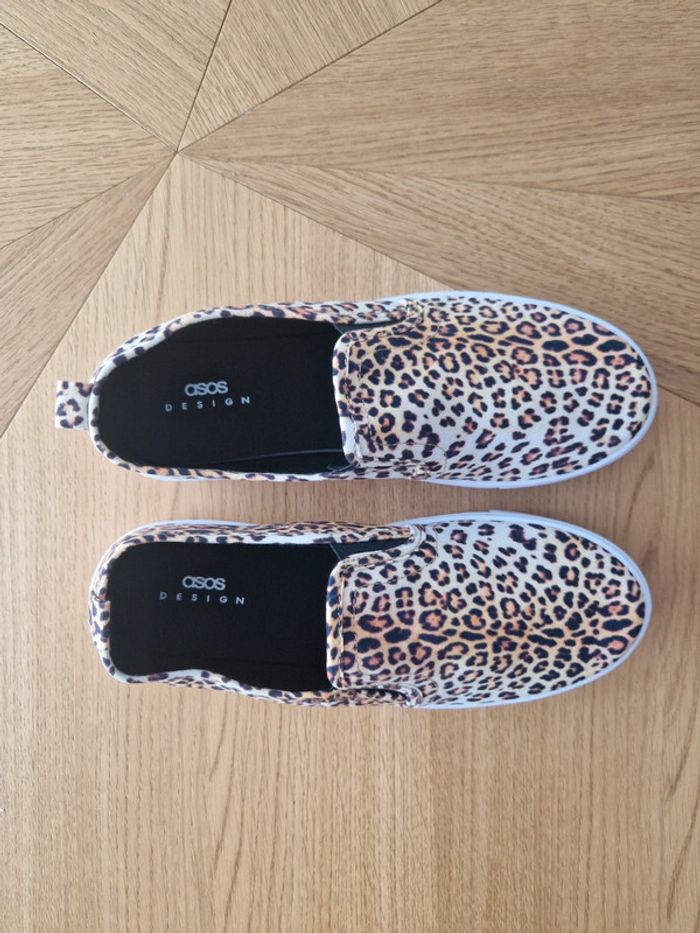 🐆 Slippers léopard Asos Design – pointure 39 – neuves avec étiquette - photo numéro 4