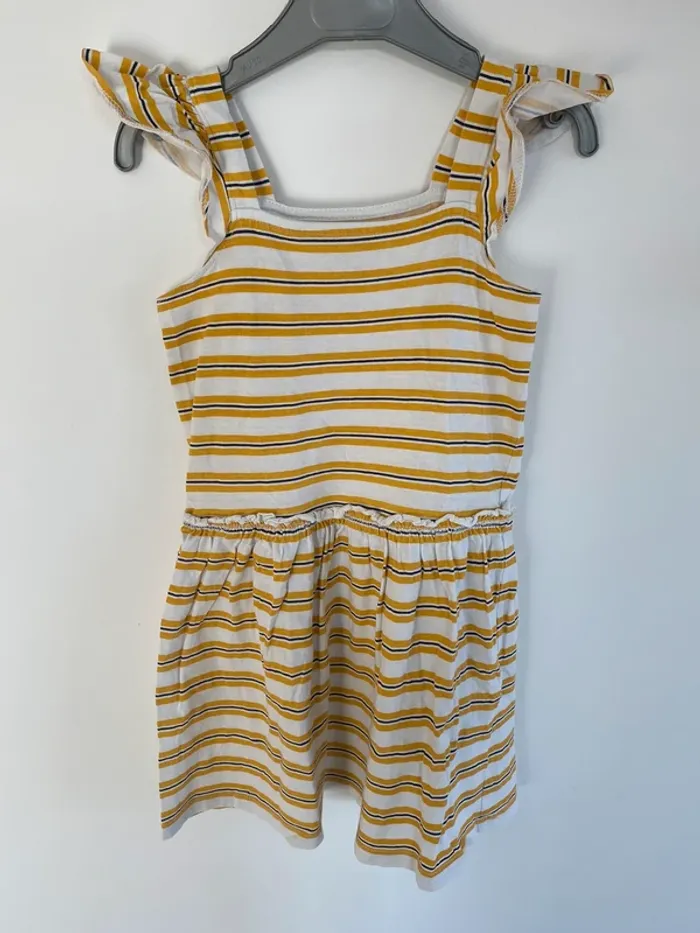 Robe kiabi moutarde rayée blanc et noir