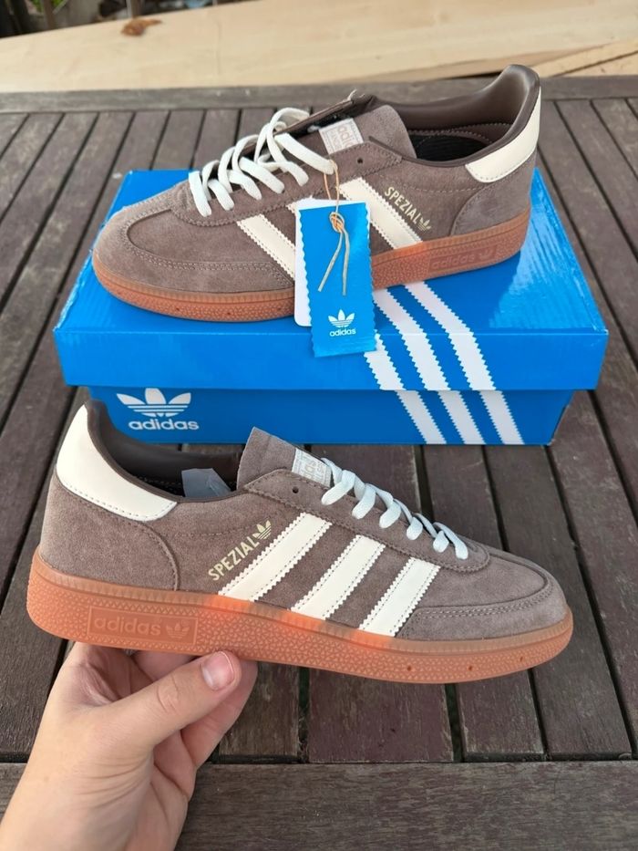 Nouveau Adidas Handball Spezial Marron Taille 36