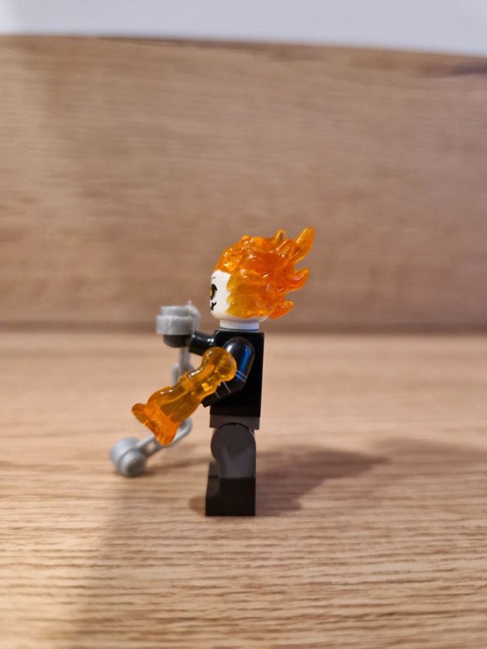 Figurine type lego Ghost Rider Marvel - photo numéro 2