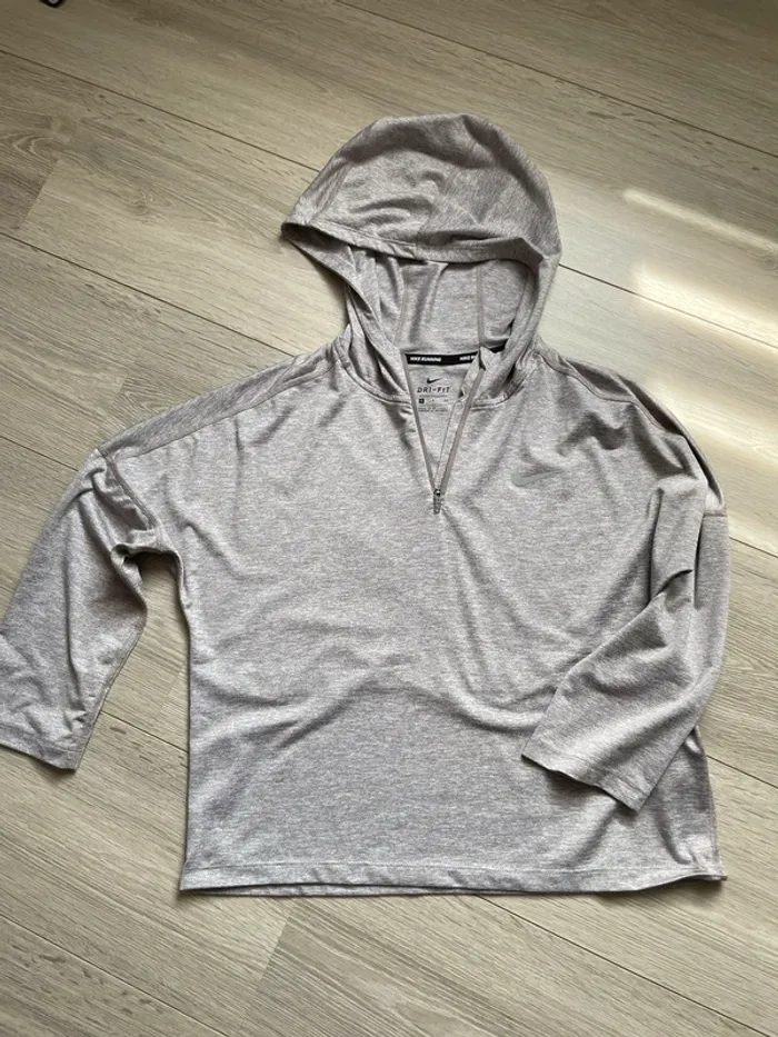 Haut nike femme - photo numéro 2