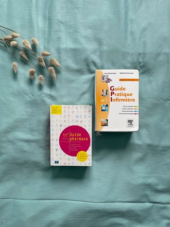 Lot livres infirmiers