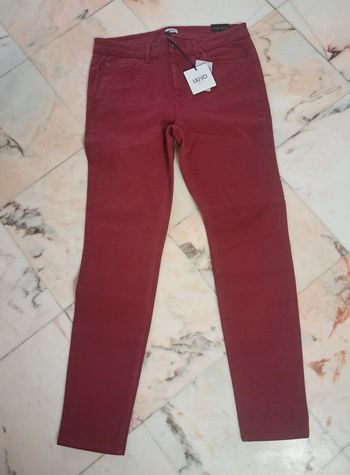 Liu Jo jean bordeau T.42 neuf bottum