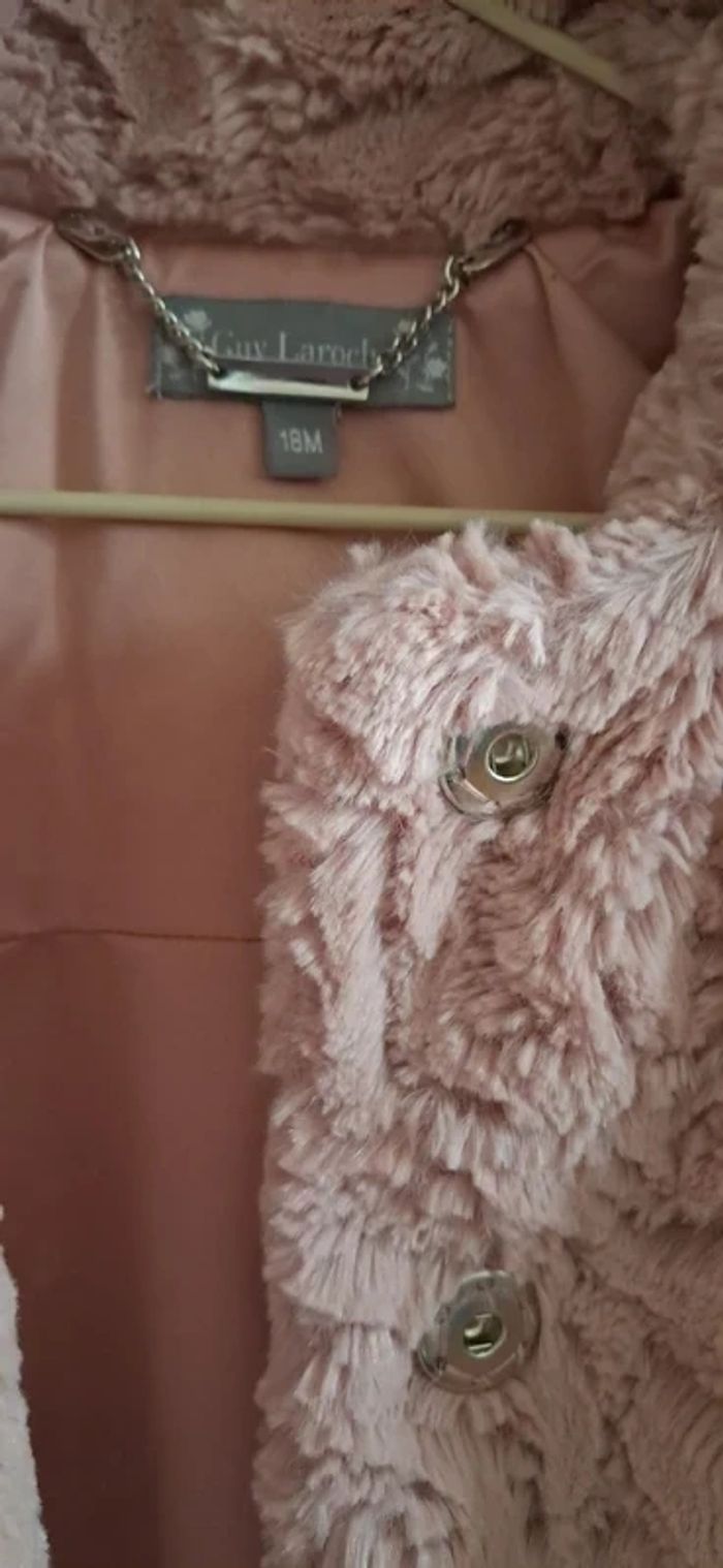 Veste fourrure fille -18 mois Guy Laroche comme neuf - photo numéro 9