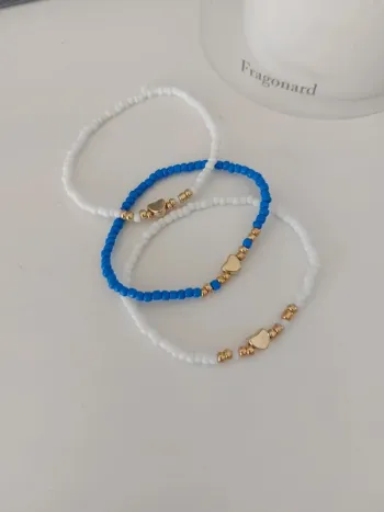 Bracelets perles de rocailles bleues et blanches