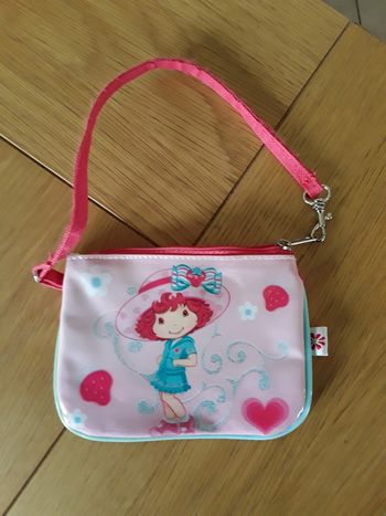 Pochette Charlotte aux fraises 