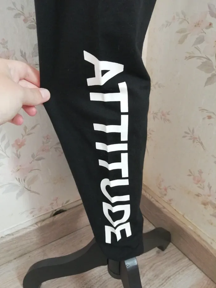 Legging de sport noir à message attitude blanc / esmara /(M-L) - photo numéro 5