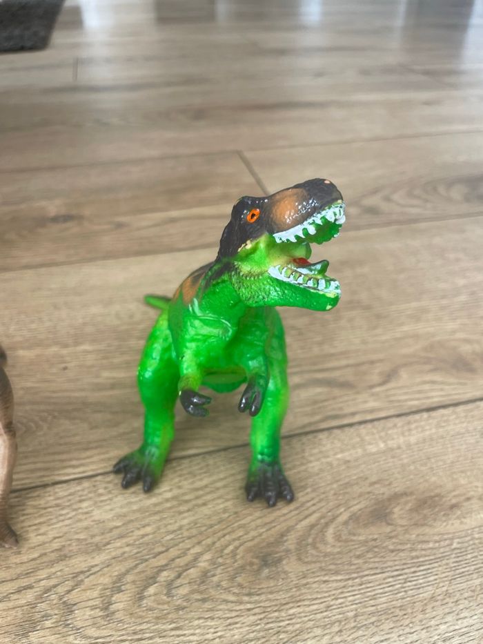Lot 7 dinosaures 🦖 - photo numéro 3